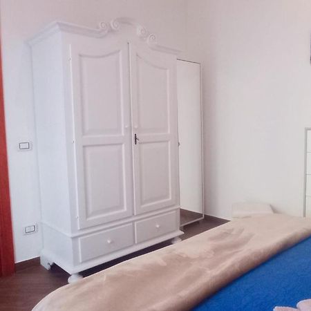 Ferienwohnung Al Molo 6 Palermo Exterior foto