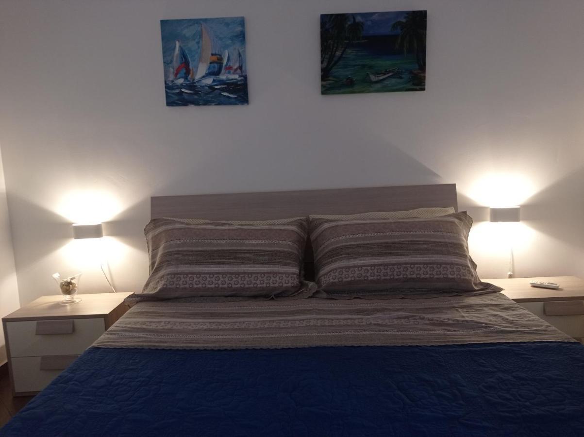 Ferienwohnung Al Molo 6 Palermo Exterior foto